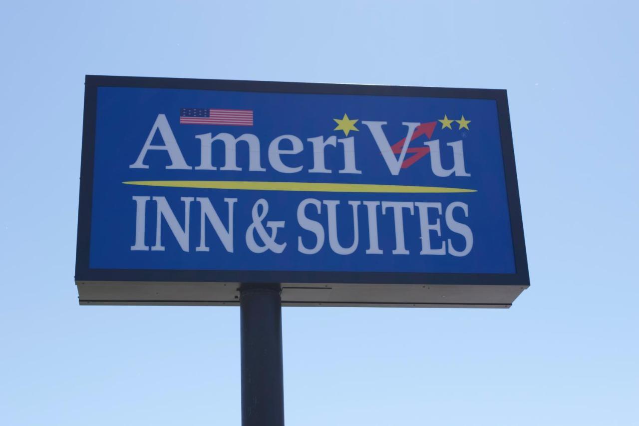 Amerivu Inn And Suites Shawano Wi ภายนอก รูปภาพ