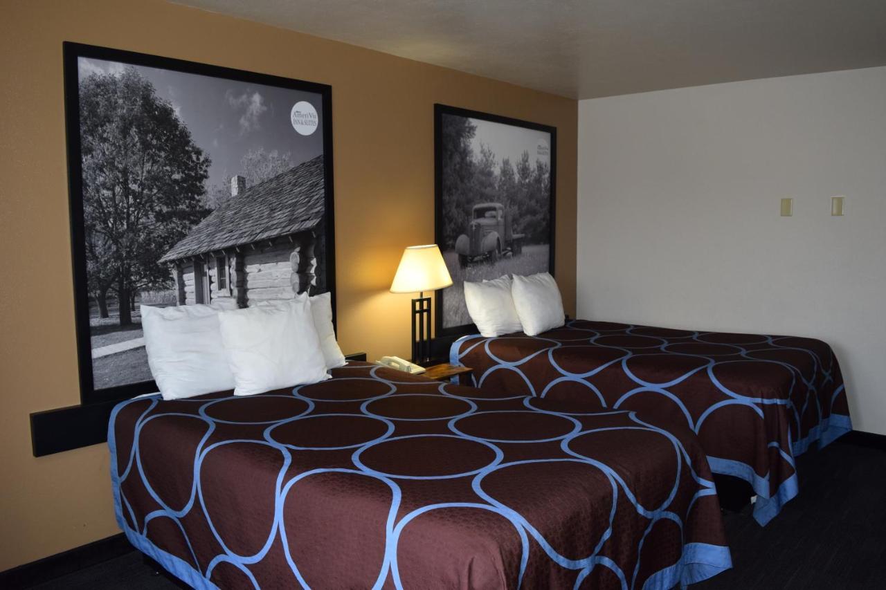 Amerivu Inn And Suites Shawano Wi ภายนอก รูปภาพ