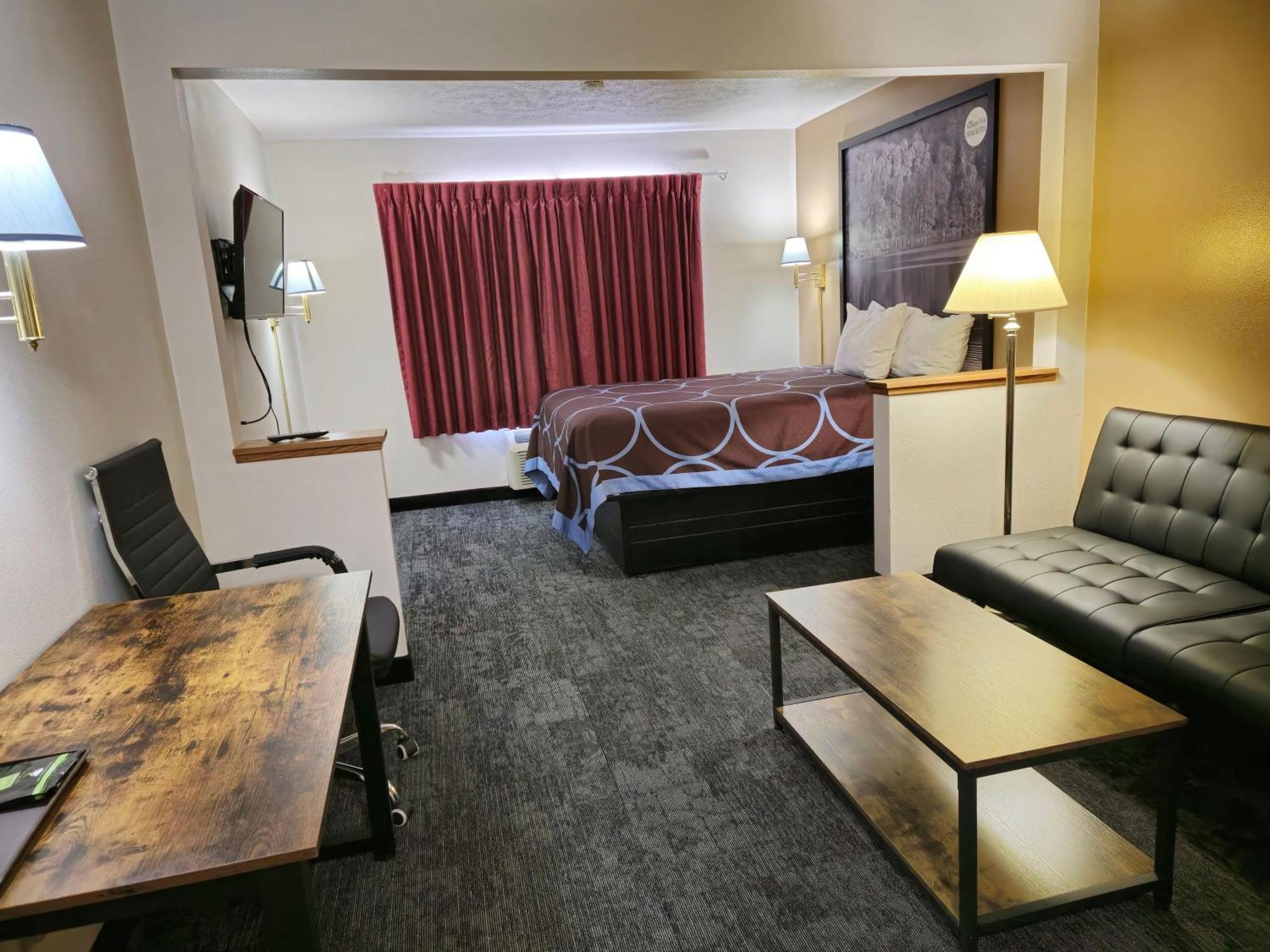 Amerivu Inn And Suites Shawano Wi ภายนอก รูปภาพ